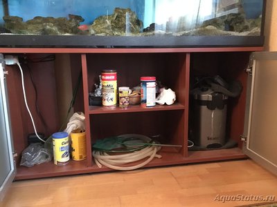 Аквариум 600 л с тумбой продается (Москва)