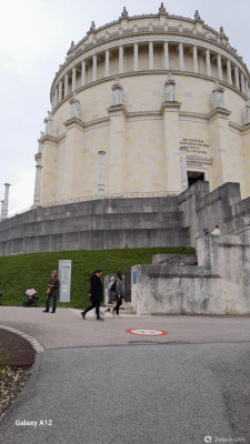 Кельхайм и Монумент Бефрайунгсхалле